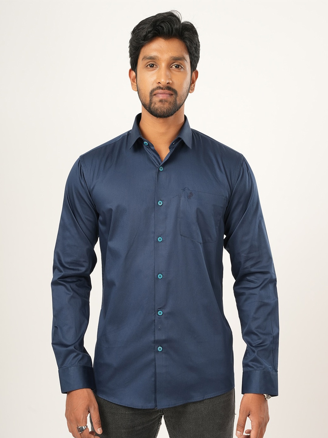 

ALAYA Standard Slim Fit Spread Collar Cotton Casual Shirt, Navy blue