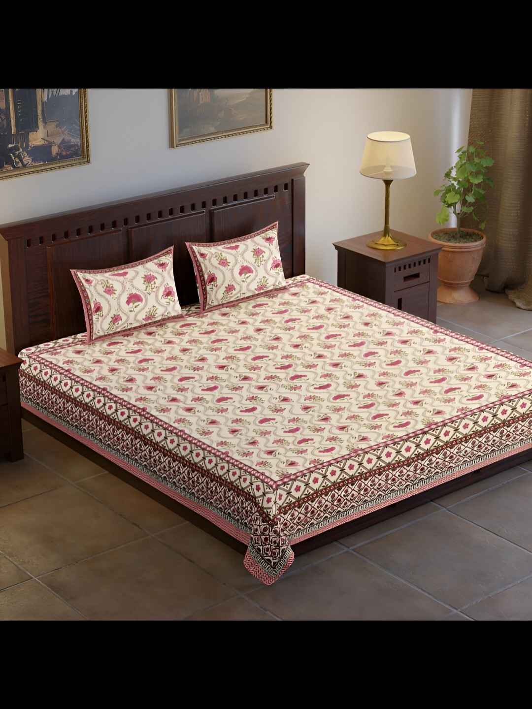 

UBANIA COLLECTION Pink & Beige Printed Cotton 120 TC King Bedsheet With 2 Pillow Covers