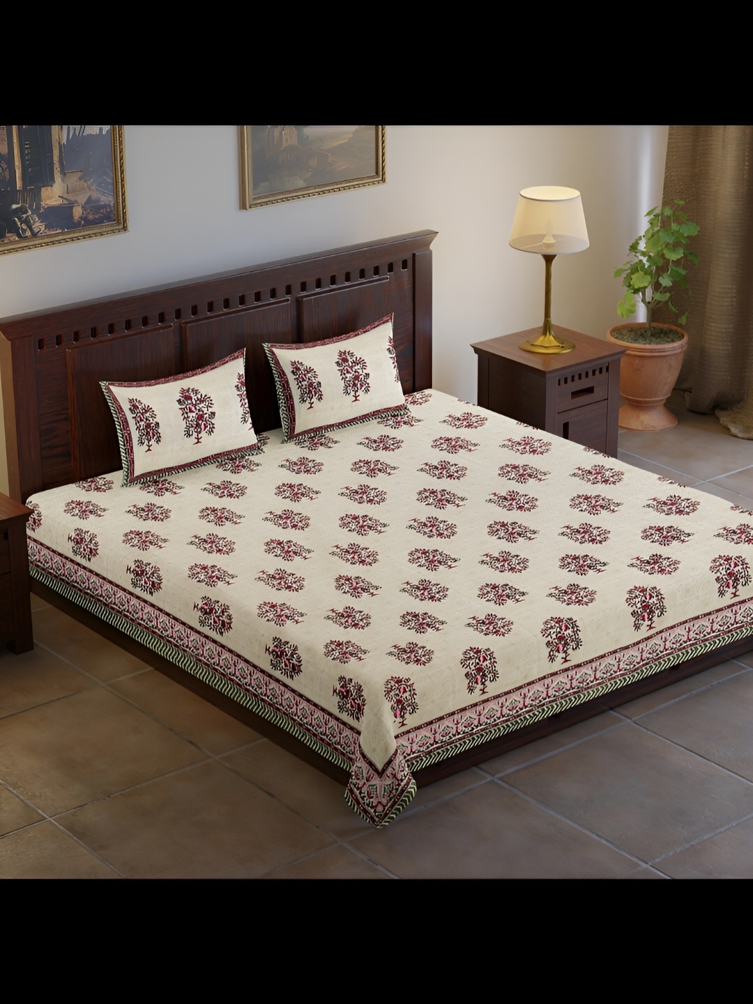 

UBANIA COLLECTION Green & Red Printed Cotton 120 TC King Bedsheet With 2 Pillow Covers
