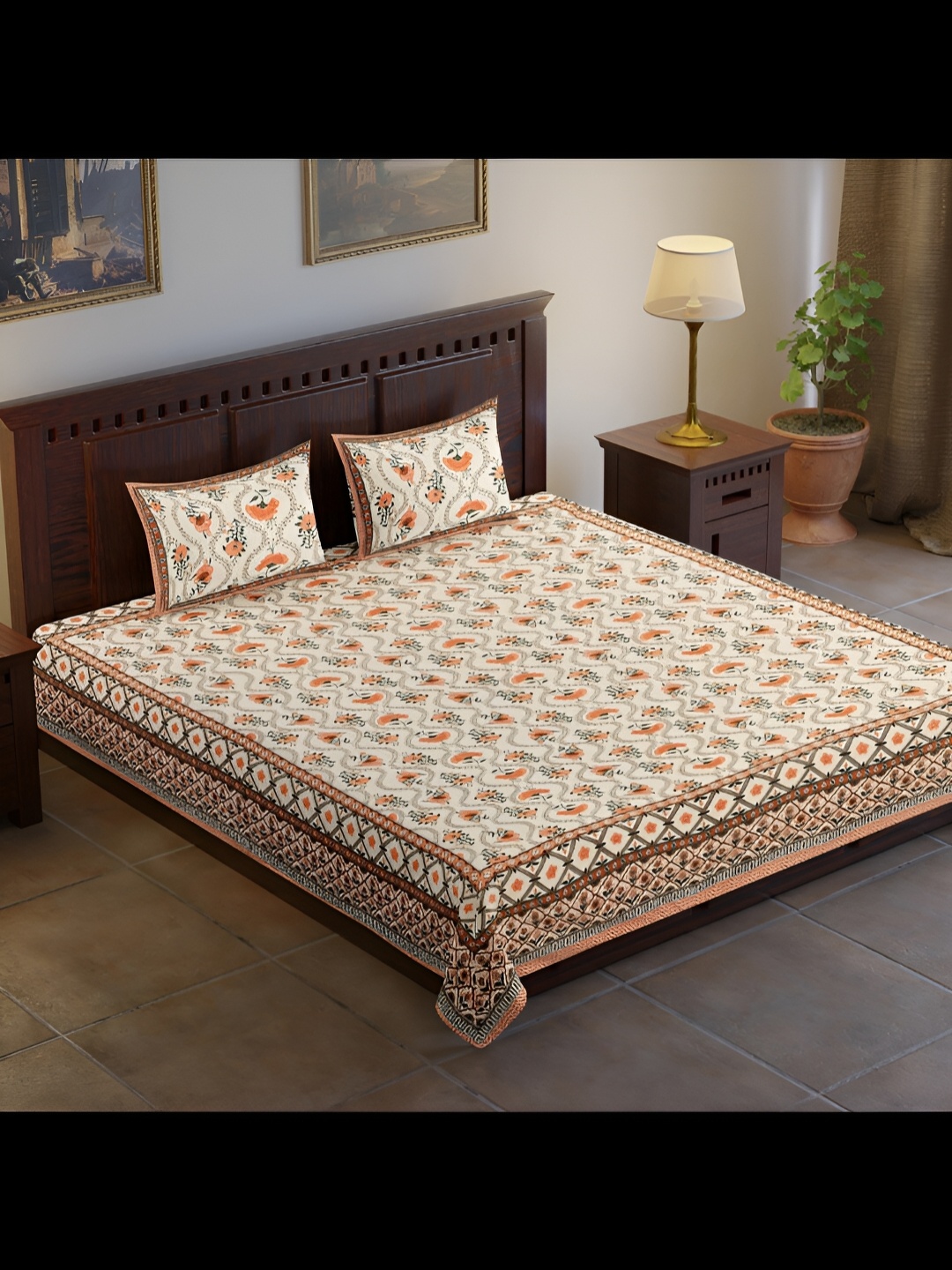 

UBANIA COLLECTION Orange & Beige Printed Cotton 120 TC King Bedsheet With 2 Pillow Covers