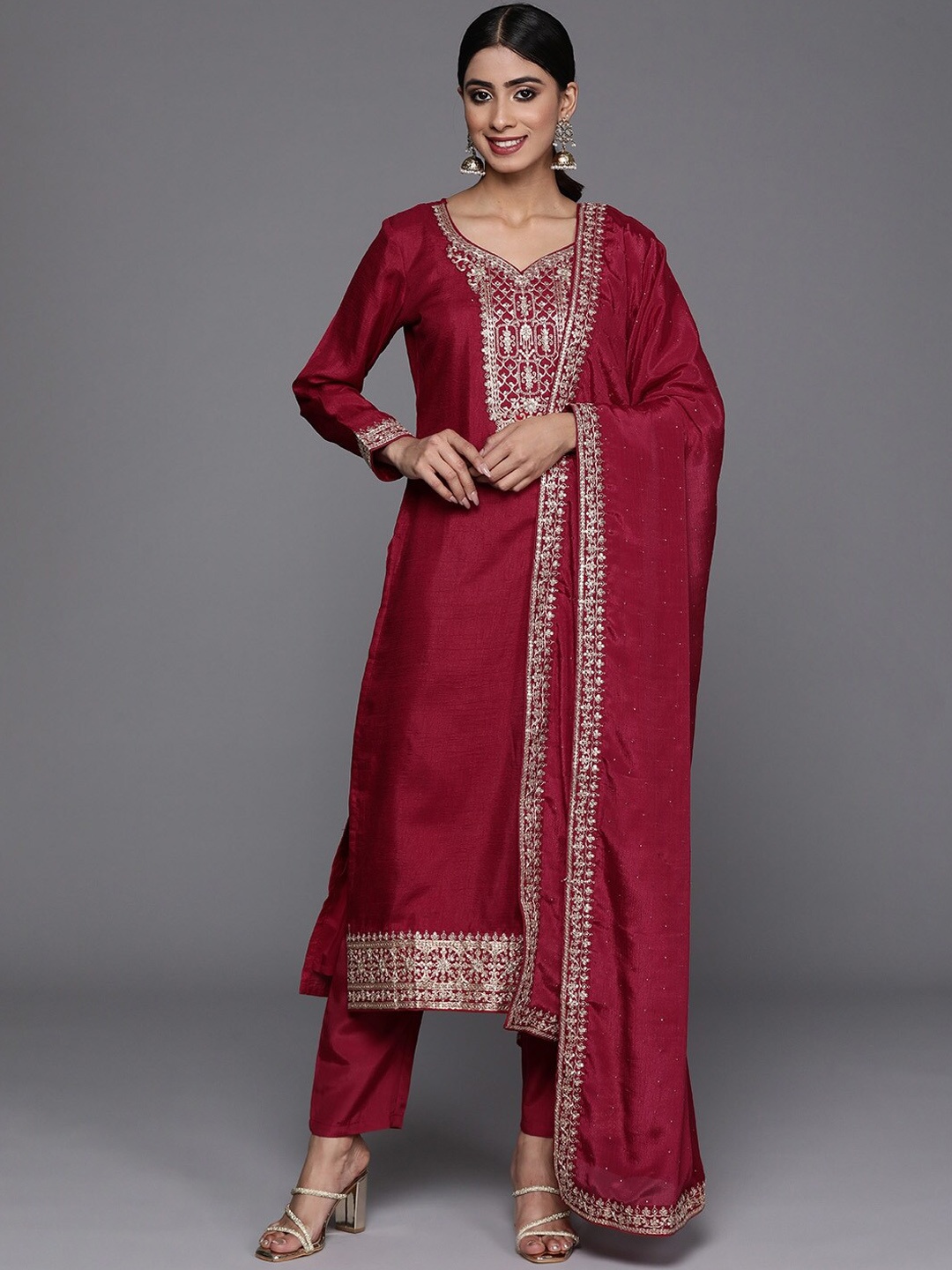 

NIZA FASHION Floral Embroidered Thread Work Kurta With Trouser & Dupatta, Red