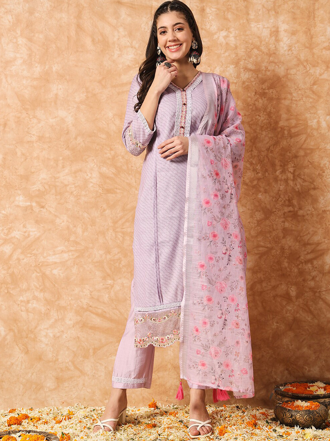 

NIZA FASHION Ethnic Motifs Printed Regular Thread Work Linen Kurta with Trousers & Dupatta, Lavender