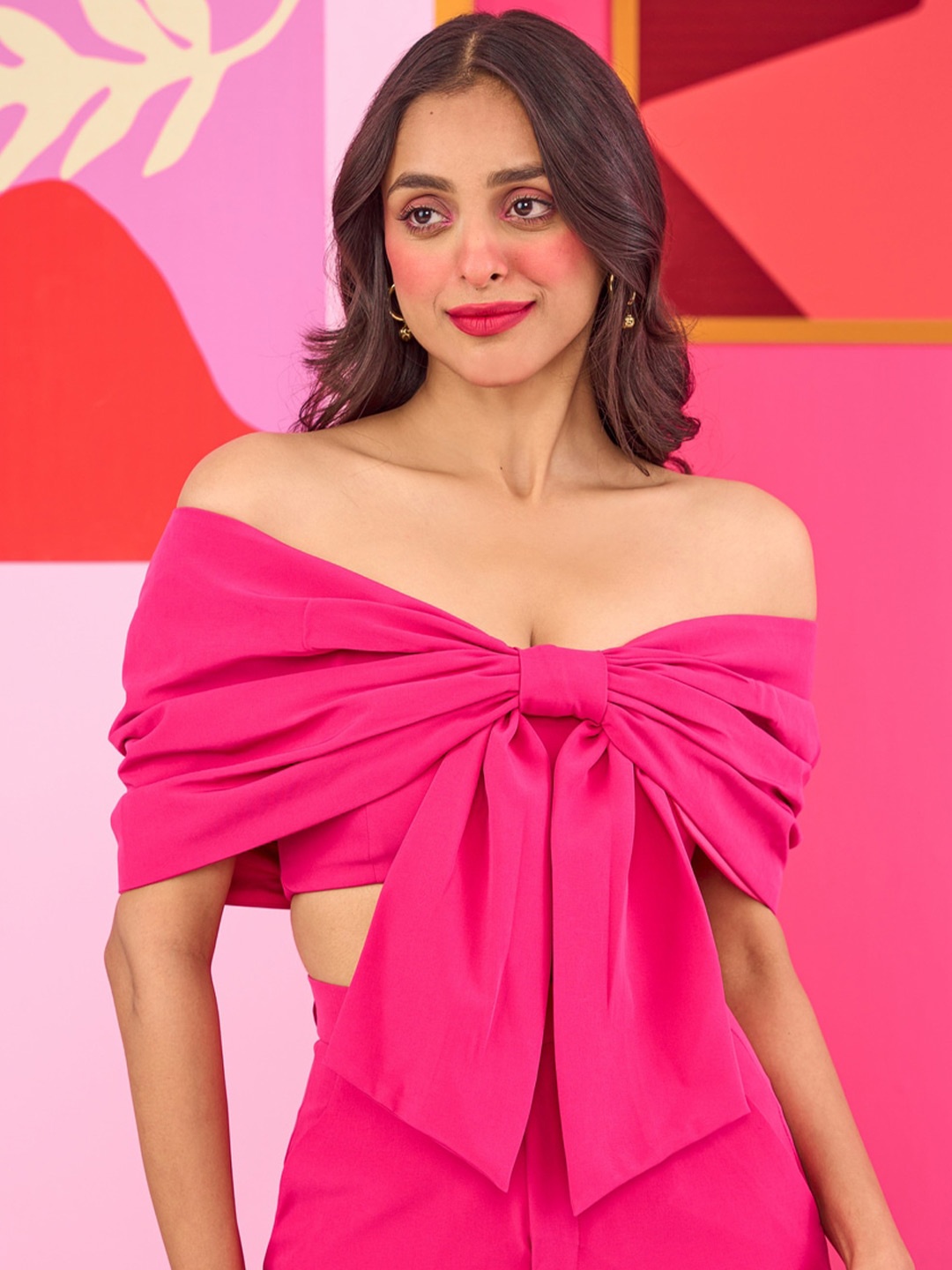 

THE CLOTHING FACTORY Emily in Paris Off-Shoulder Gathered Bardot Bow Top, Pink