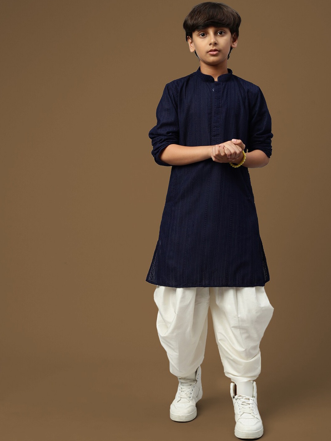 

Sanwara Boys Ethnic Motifs Embroidered Regular Chikankari Kurta With Dhoti Pant, Blue