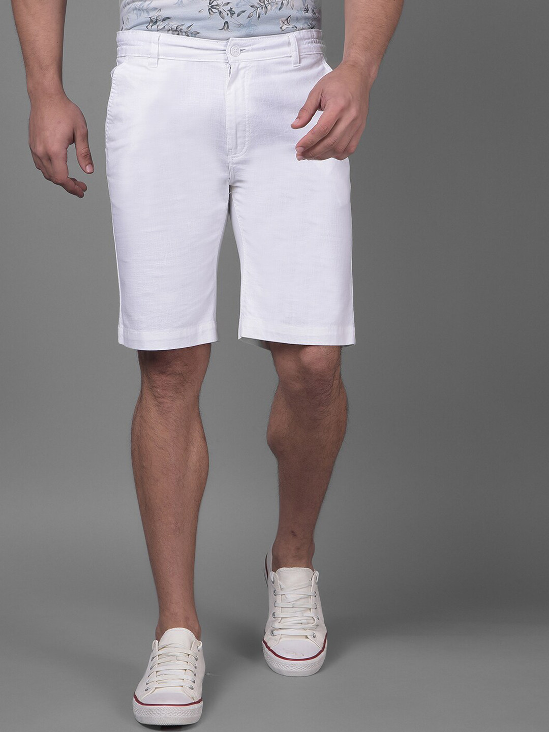 

Crimsoune Club Men Mid-Rise Chino Shorts, White