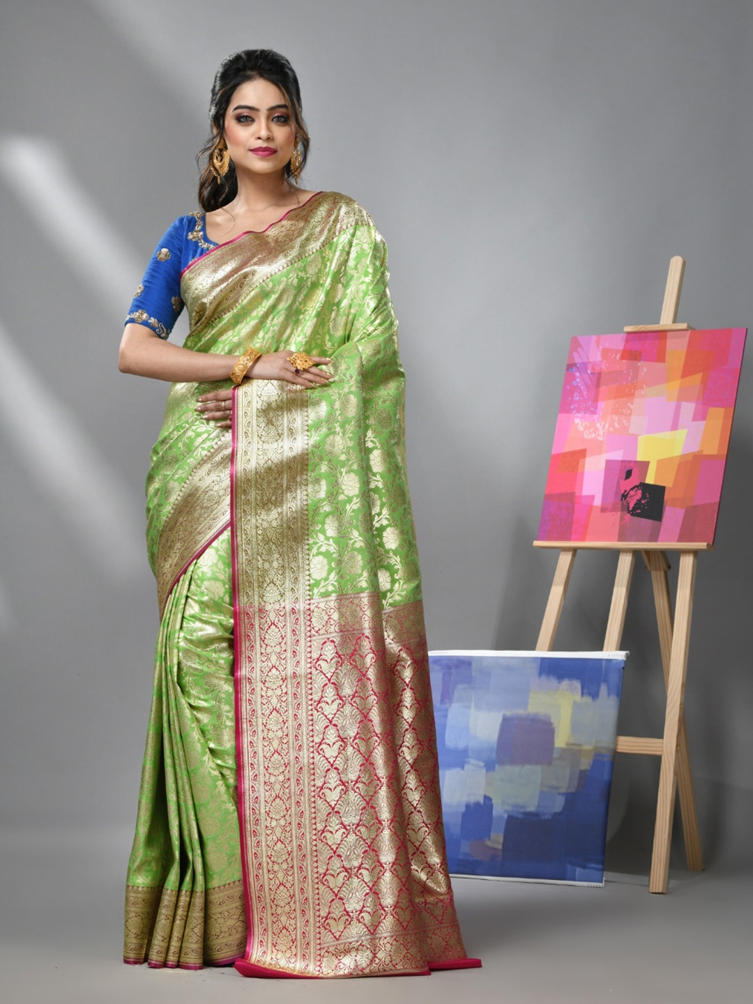 

Charukriti Floral Woven Design Banarasi Zari Saree, Green