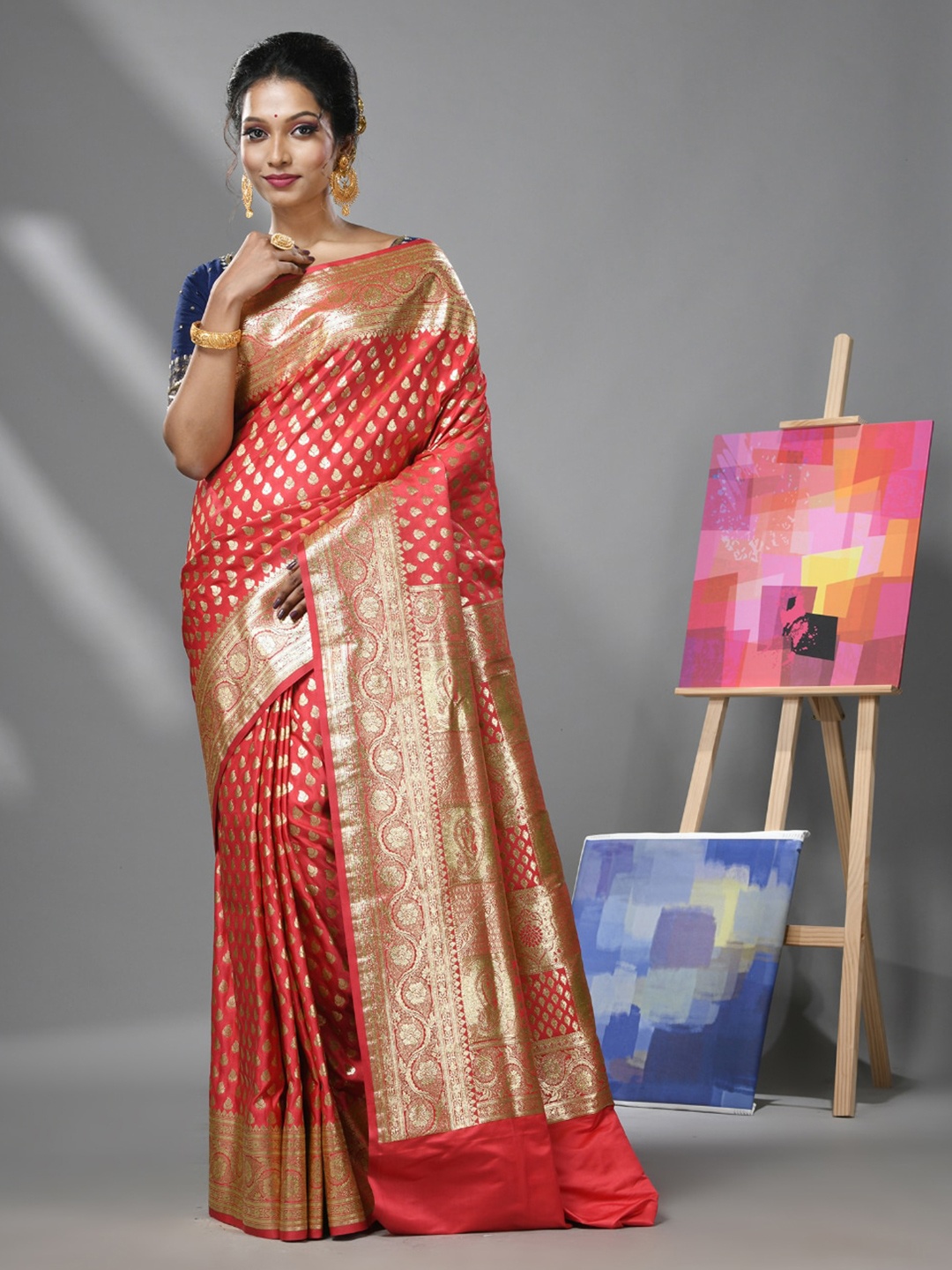 

Charukriti Ethnic Motif Woven Design Banarasi Zari Saree, Red