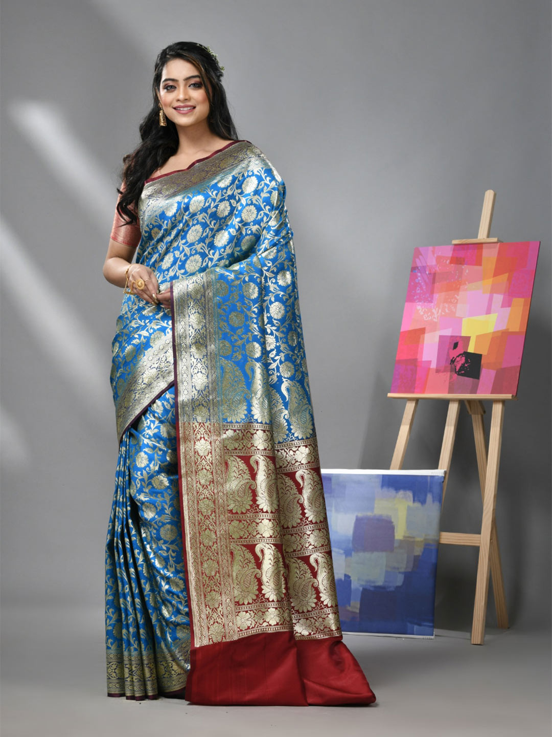 

Charukriti Floral Woven Design Banarasi Zari Saree, Blue