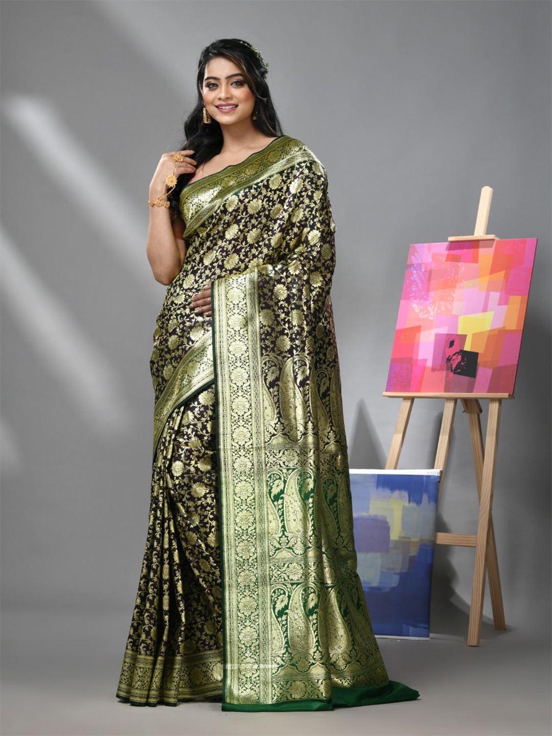 

Charukriti Floral Woven Design Banarasi Zari Saree, Purple