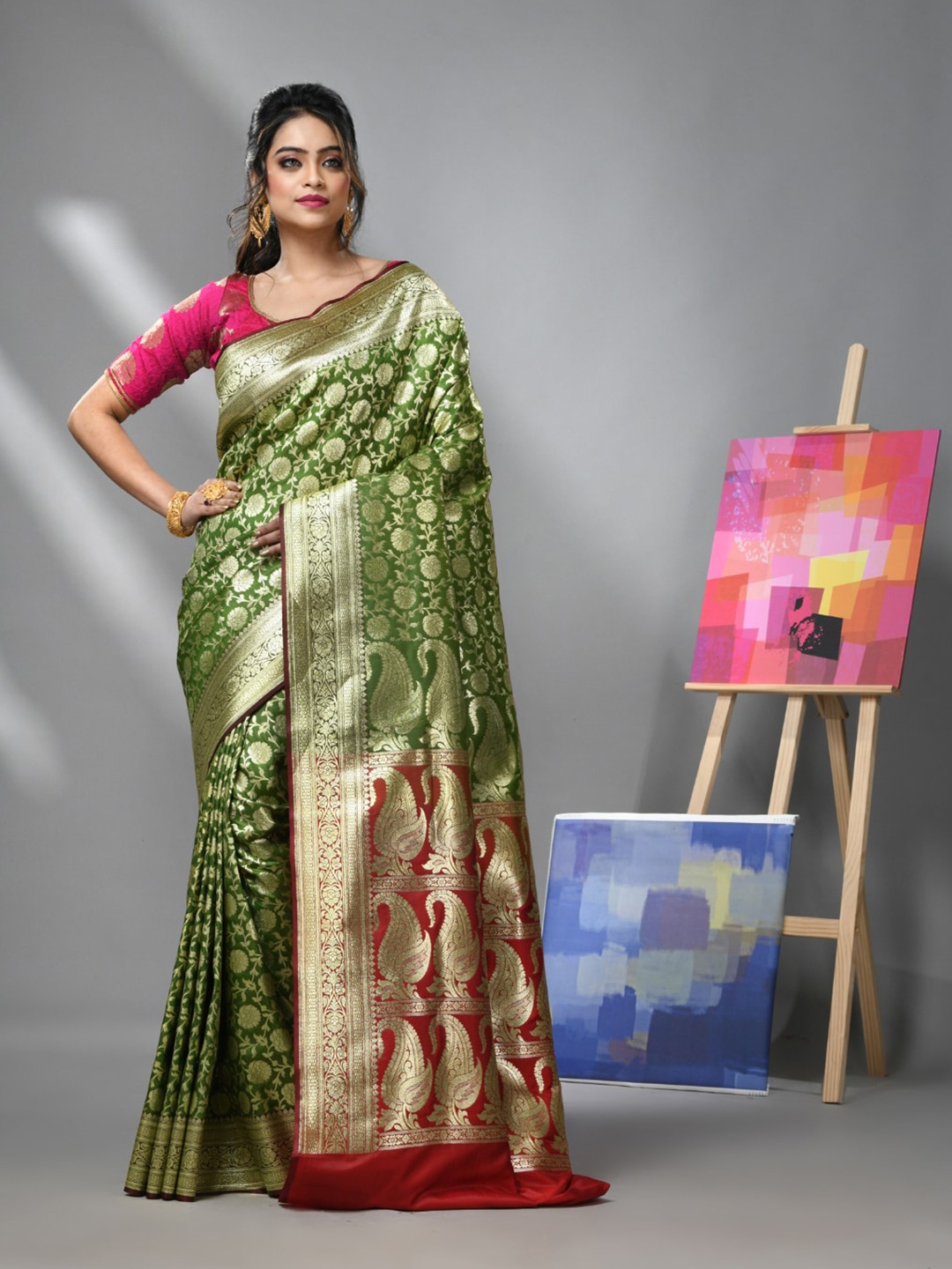 

Charukriti Floral Woven Design Banarasi Zari Saree, Green