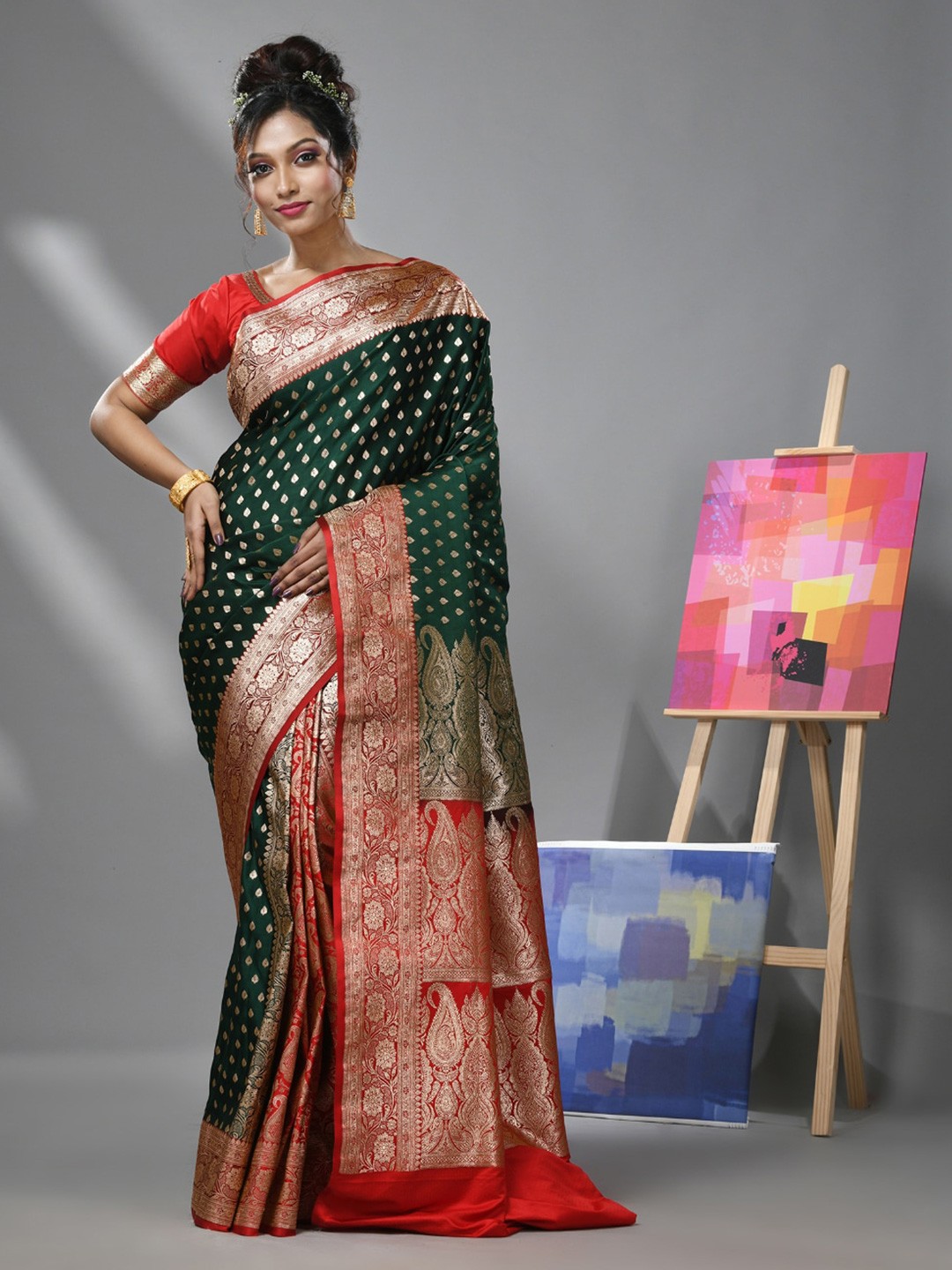 

Charukriti Ethnic Motif Woven Design Pure Silk Banarasi Zari Saree, Green