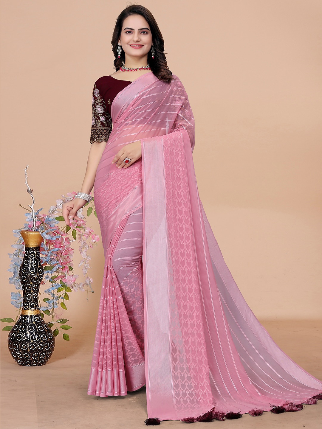 

K 5 Fashion Woven Design Striped Saree, Pink