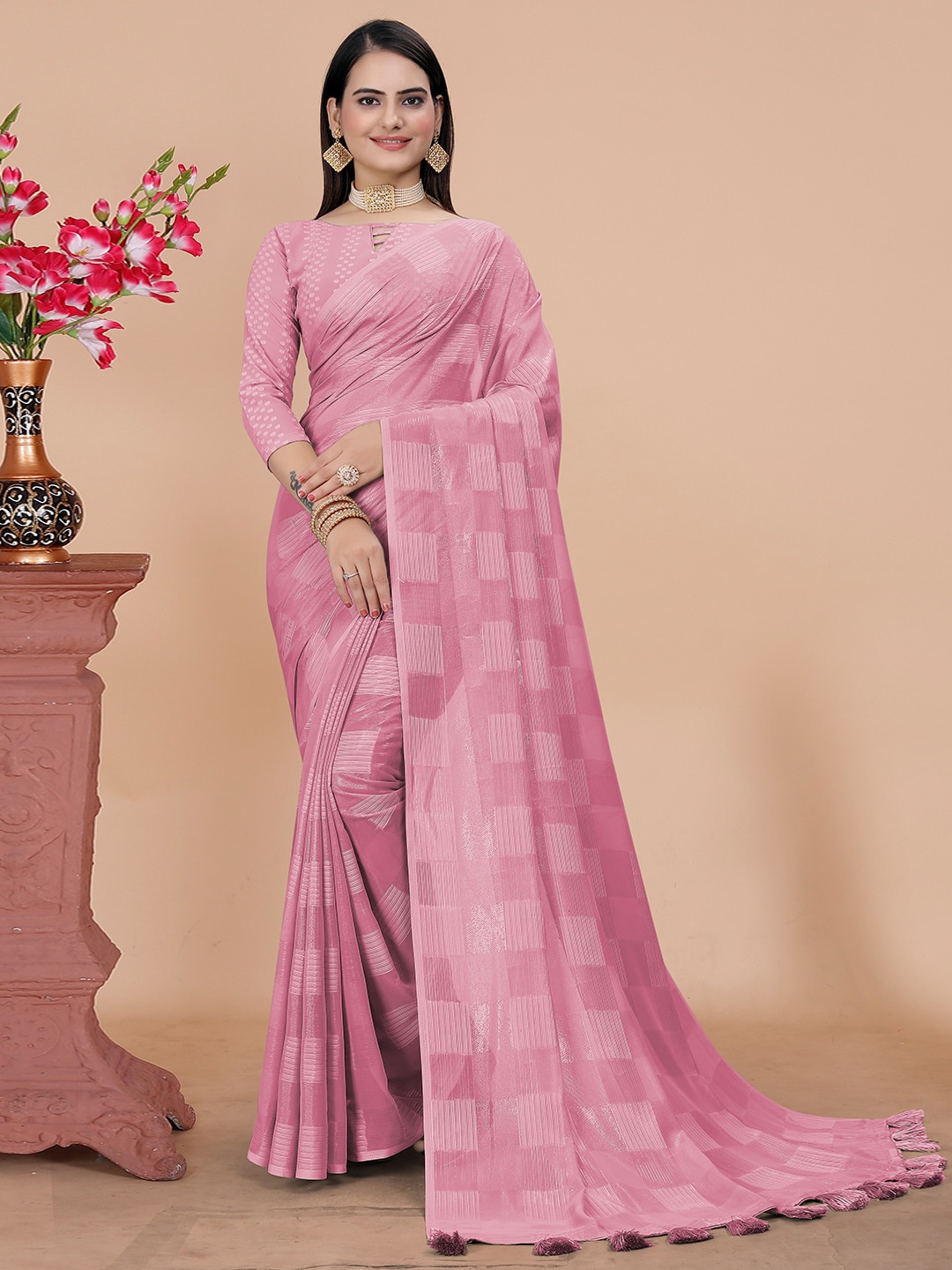 

K 5 Fashion Checked Woven Design Saree, Pink