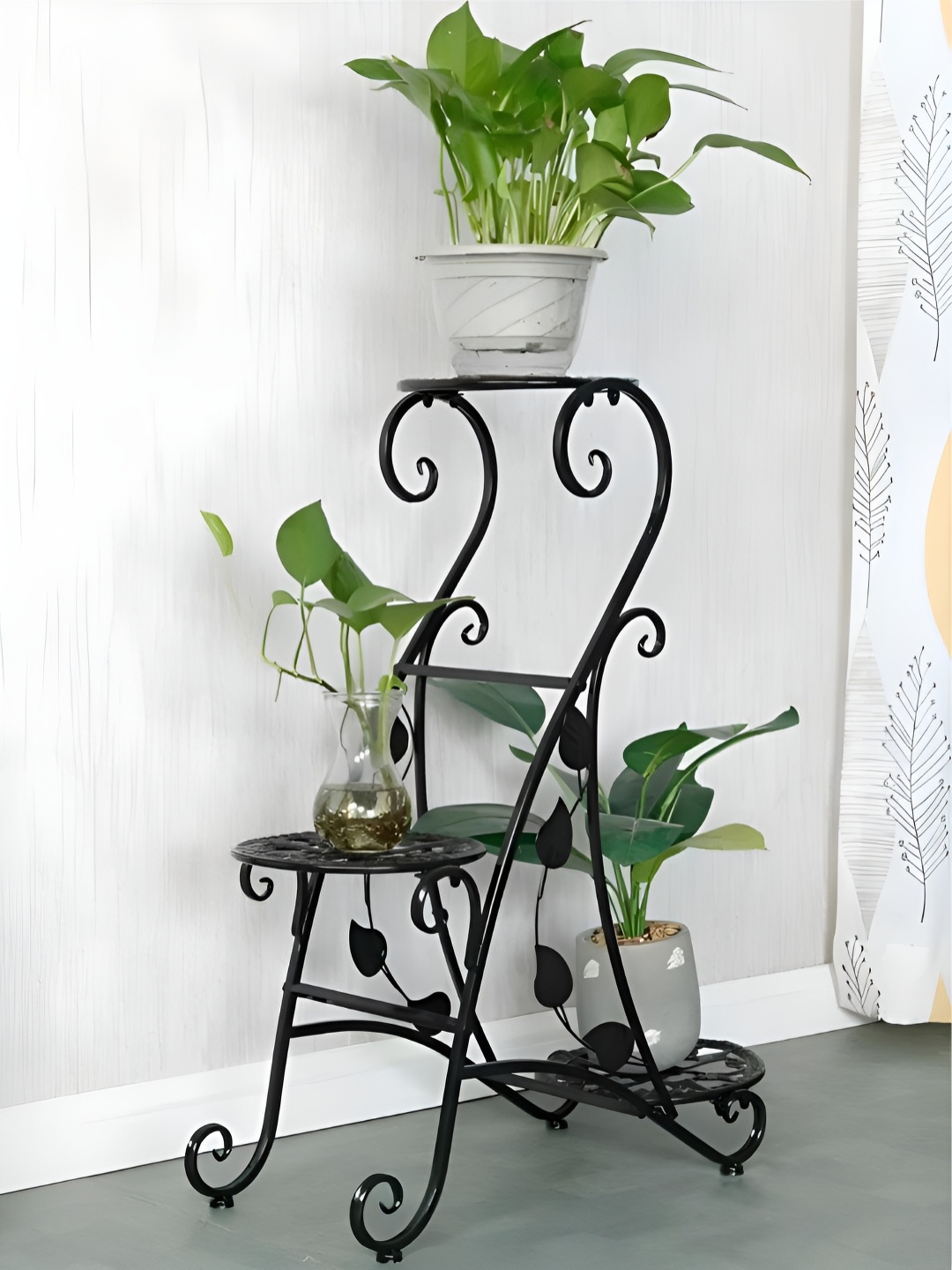 

The Art House Black Textured Ceramic Planter With Holder