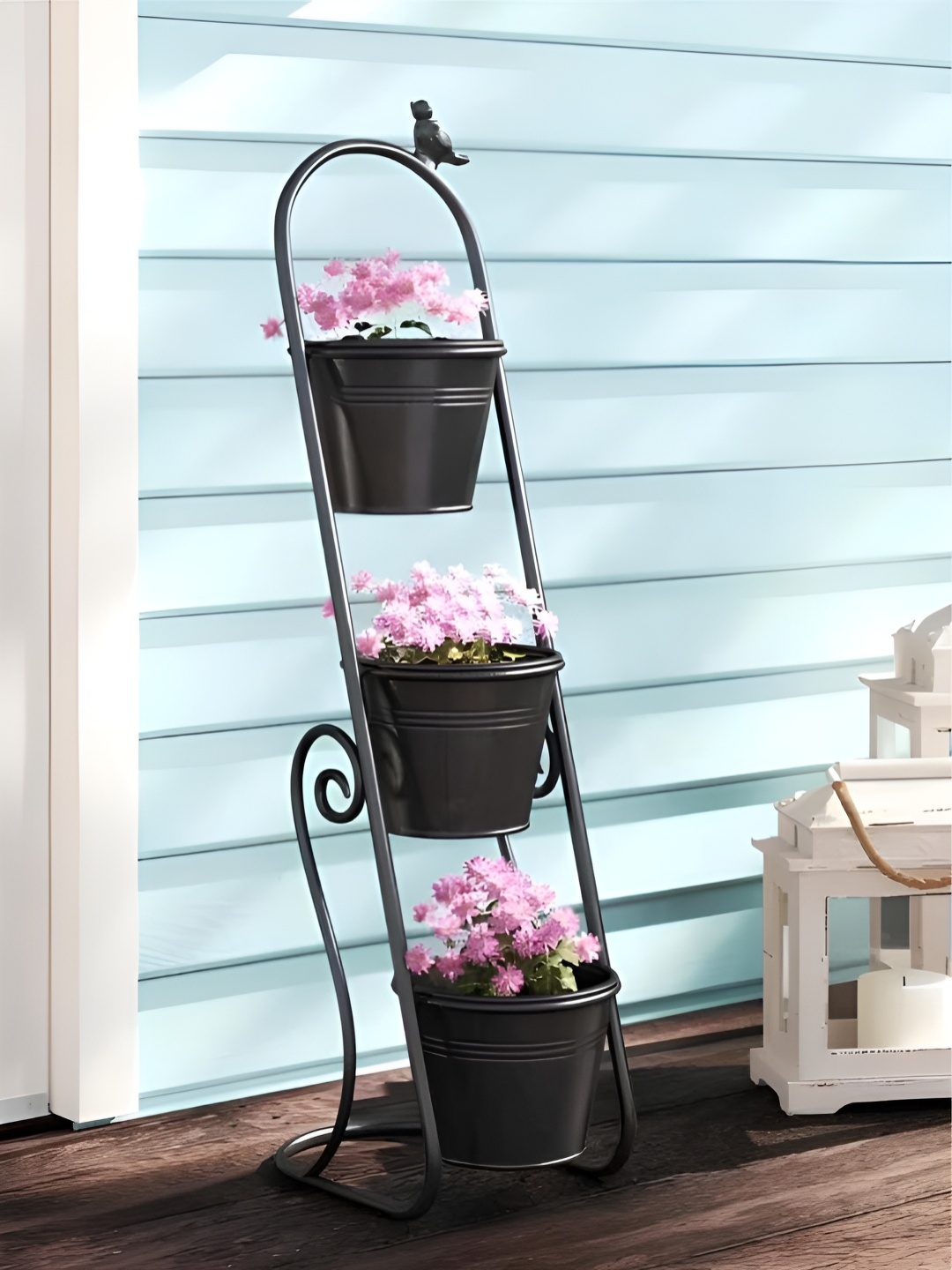 

The Art House Black Planters With Stand