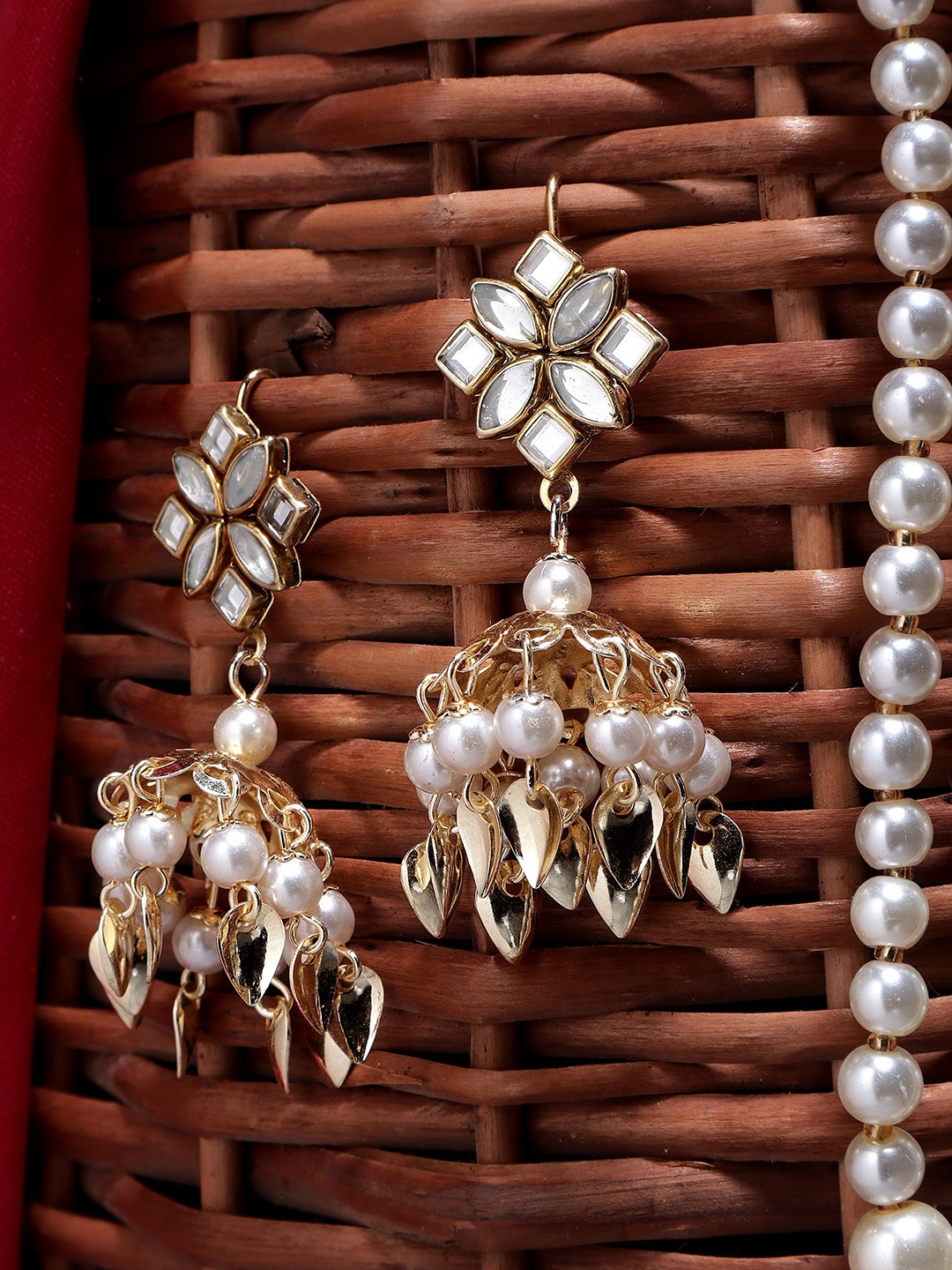 

Mali Fionna Gold Plated Alloy Contemporary Drop Earrings