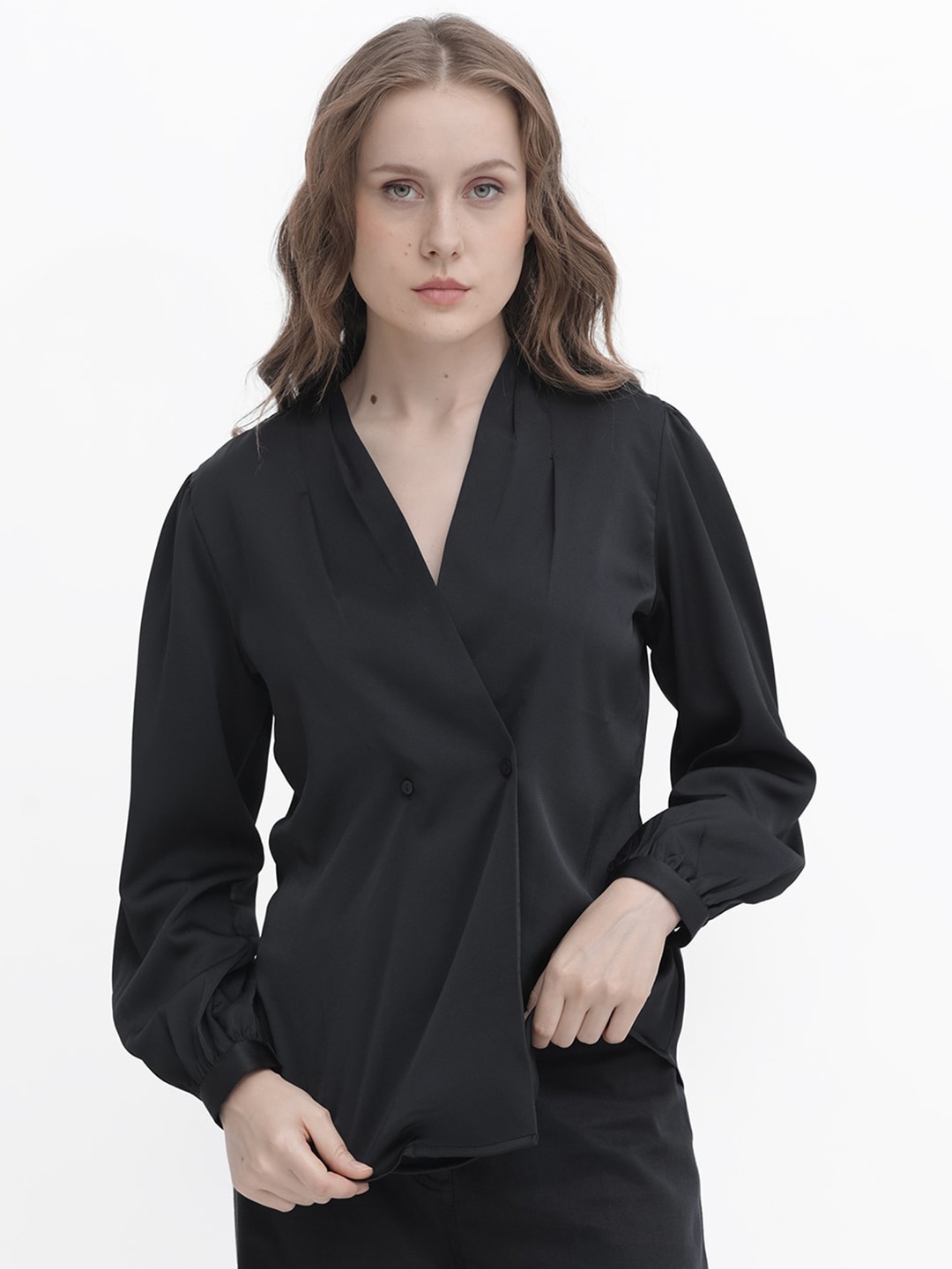 

RAREISM Cuffed Sleeves V-Neck Wrap Top, Black