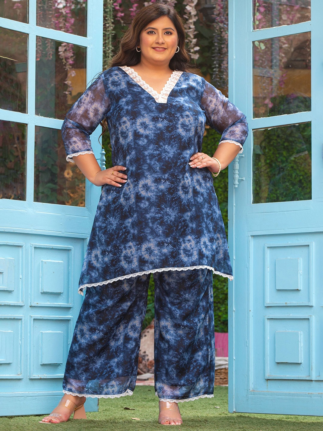 

PrettyPlus by Desinoor.com Plus Size Printed V-Neck Tunic With Flared Palazzo, Navy blue