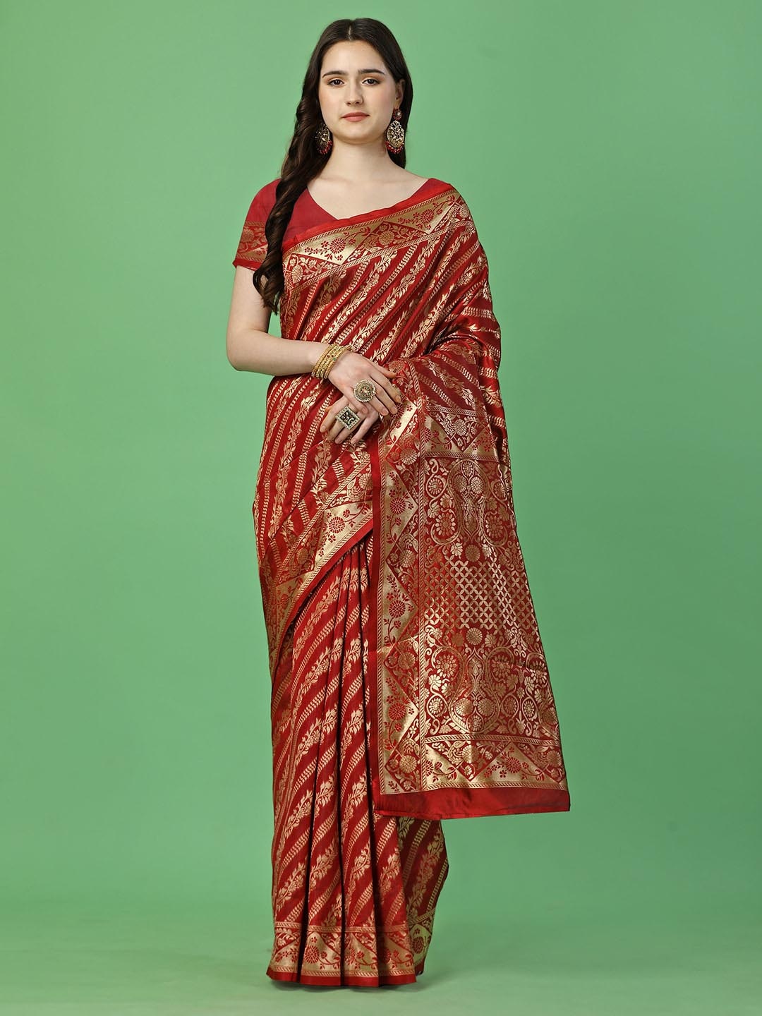 

Leelavati Woven Design Zari Pure Silk Kanjeevaram Saree, Red
