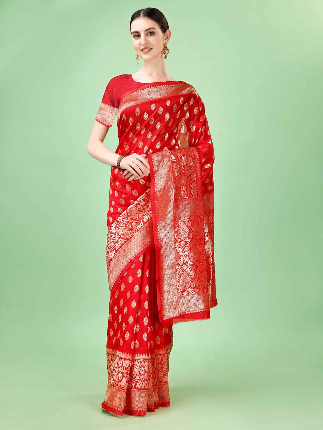 

Leelavati Ethnic Motifs Woven Design Zari Detail Pure Silk Kanjeevaram Saree, Red