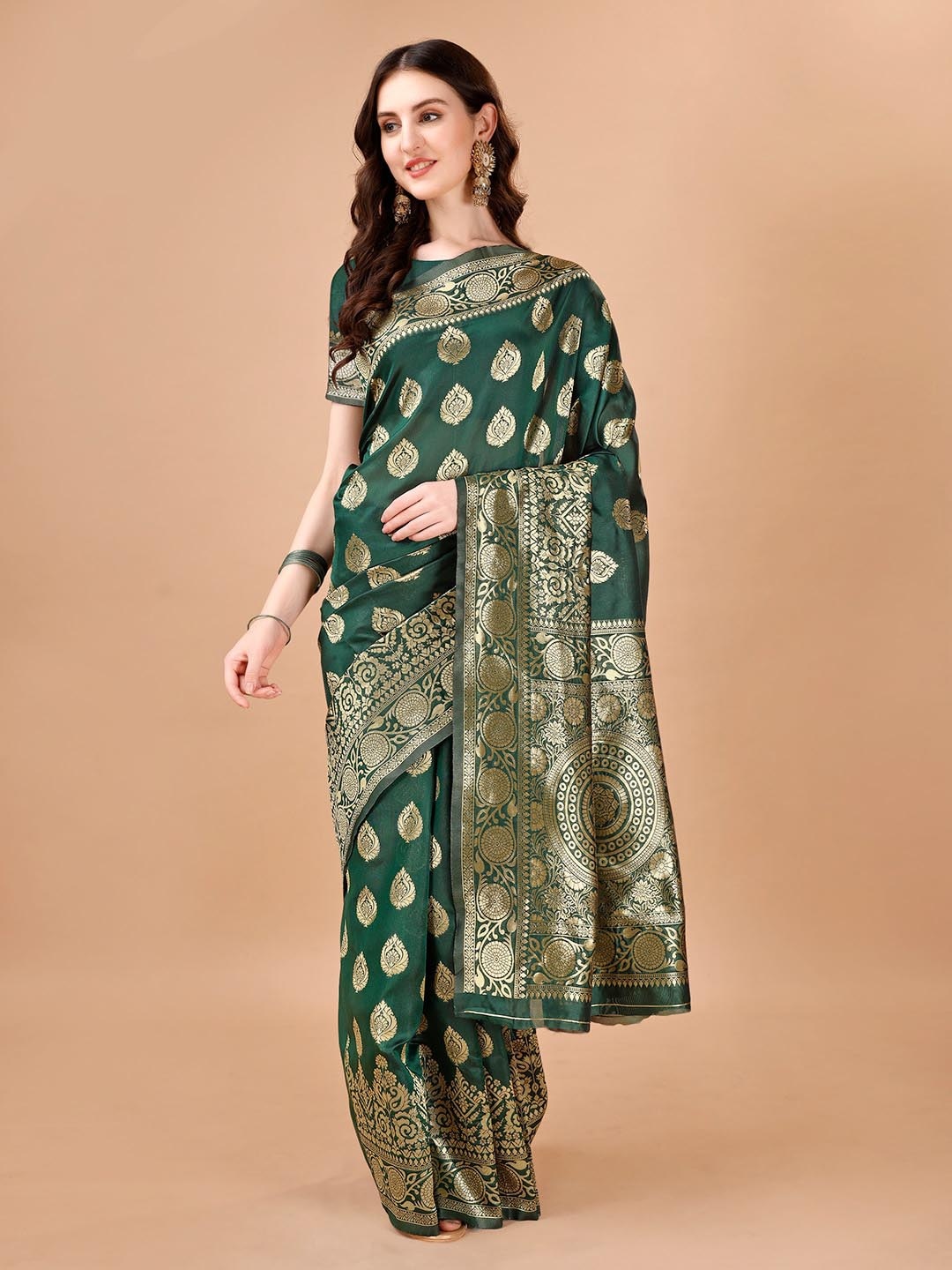 

Leelavati Woven Design Zari Pure Silk Fusion Kanjeevaram Saree, Green