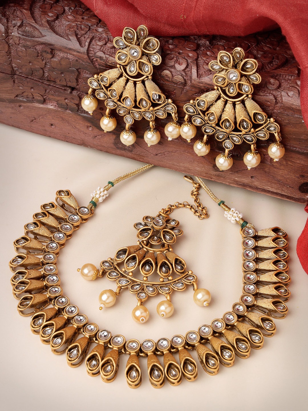 

ADIVA Gold-Plated Stone-Studded & Beaded Jewellery Set