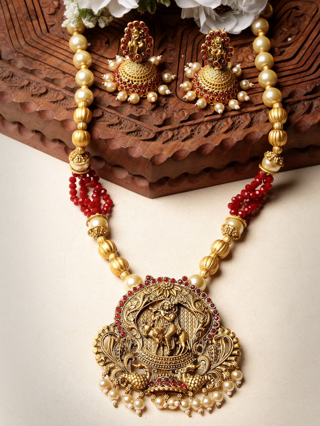 

ADIVA Gold-Plated Stone-Studded & Beaded Jewellery Set
