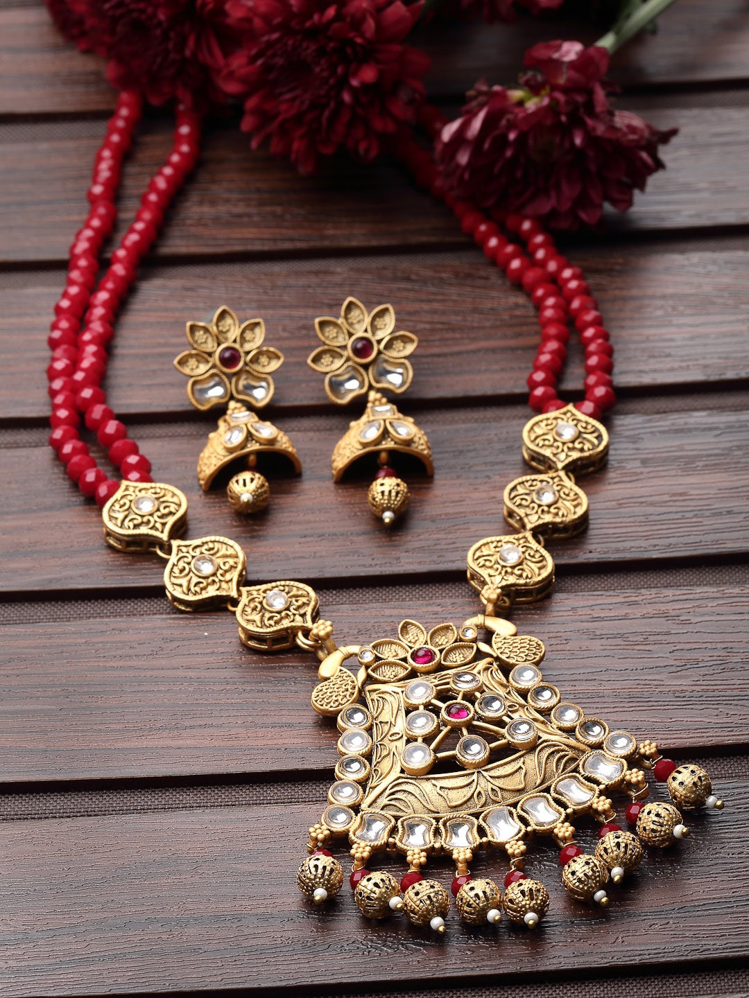

ADIVA Gold-Plated Stone-Studded & Beaded Jewellery Set