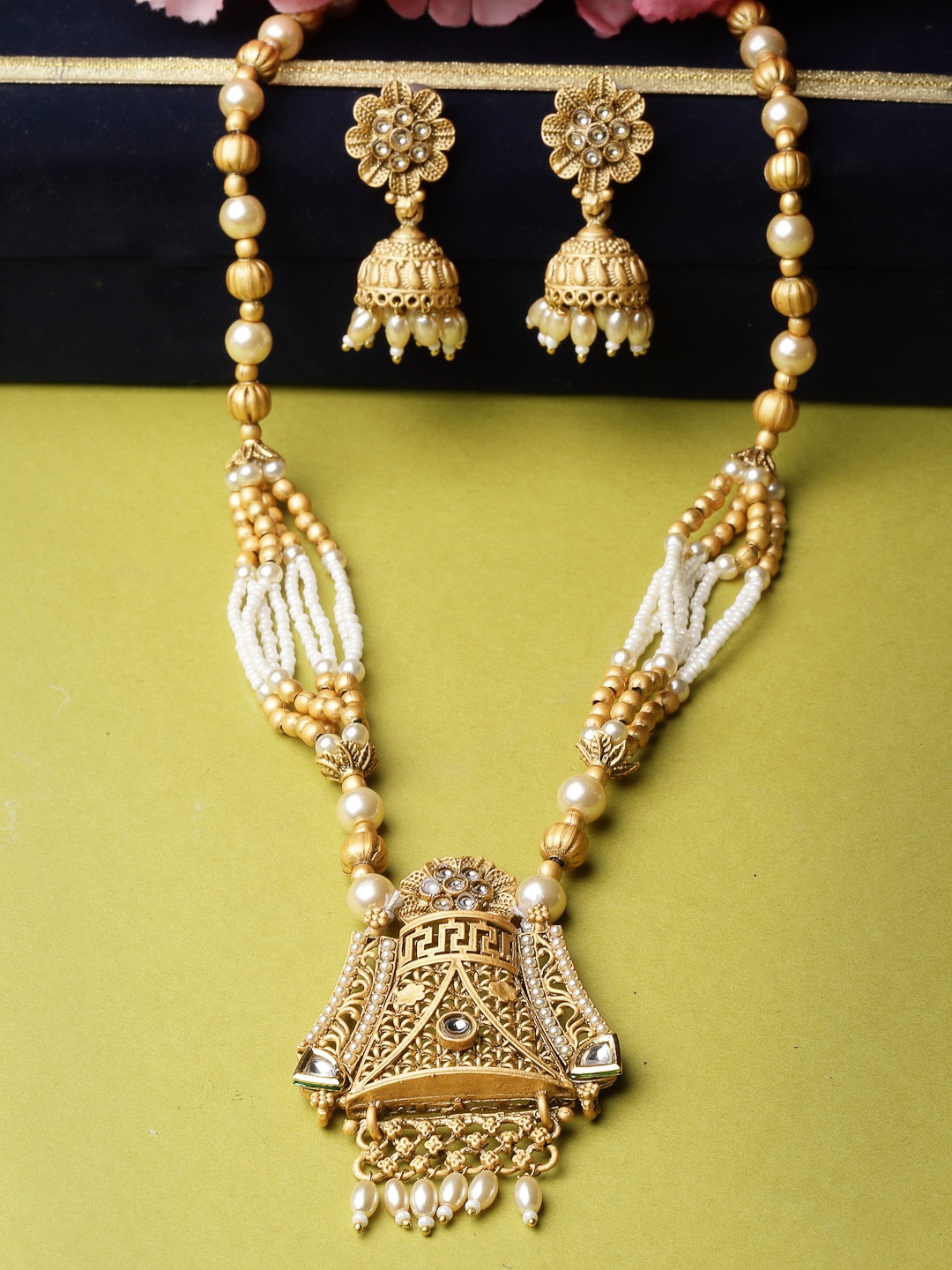 

ADIVA Gold Plated Kundan Studded & Beaded Necklace & Earrings