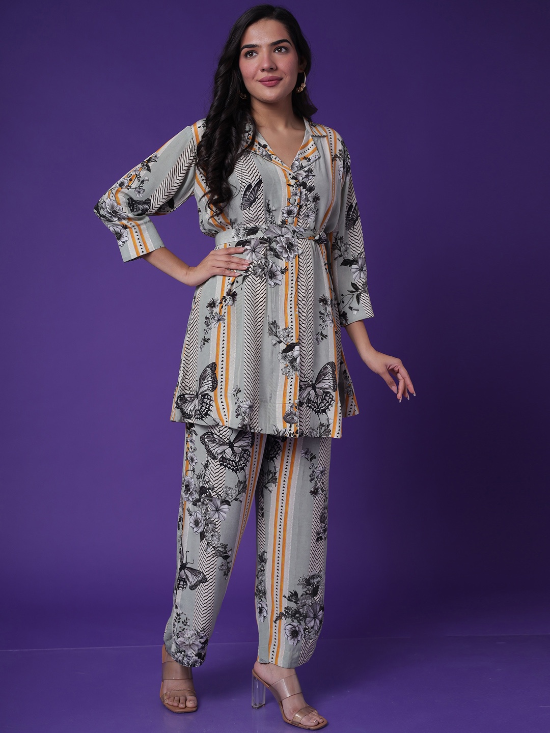 

ZARI Floral Printed Tunic With Trousers, Green