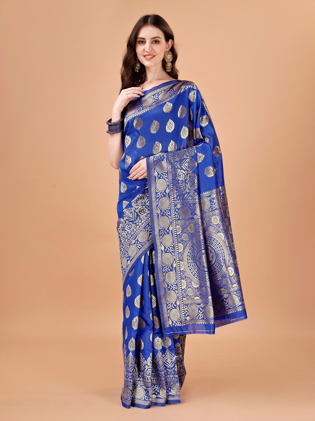 

Leelavati Ethnic Motifs Woven Design Zari Pure Silk Kanjeevaram Saree, Blue