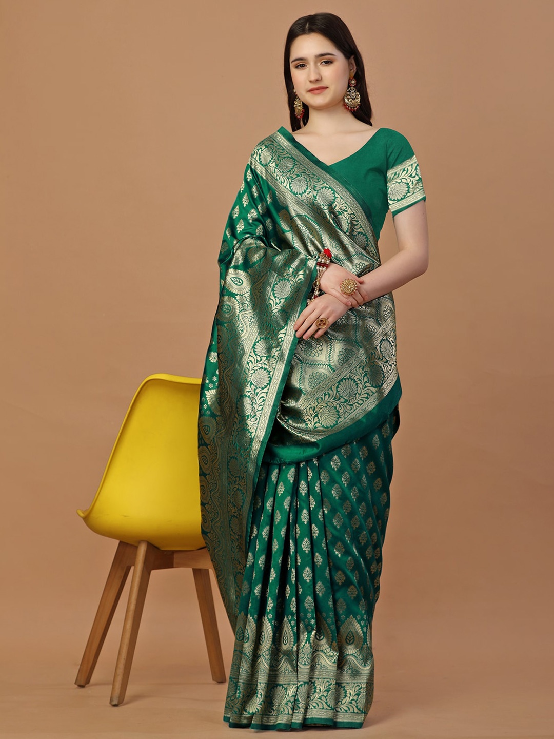

Leelavati Ethnic Motifs Zari Pure Silk Kanjeevaram Saree, Green
