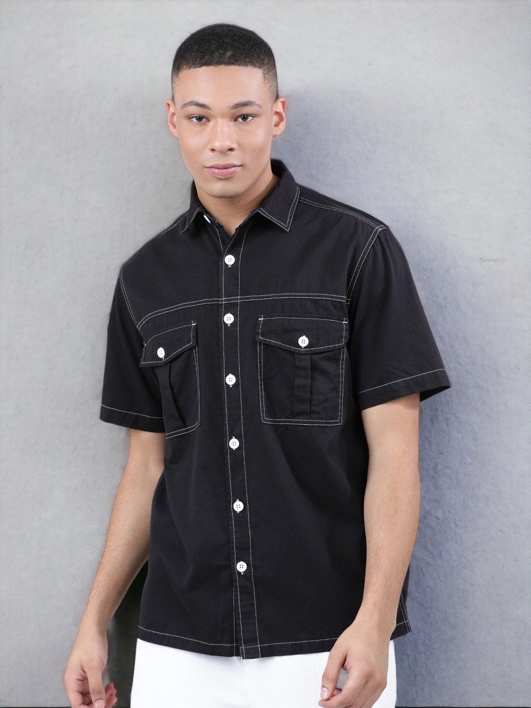 

Bene Kleed Men Pure Cotton Spread Collar Casual Shirt With Contrast Stitch, Black