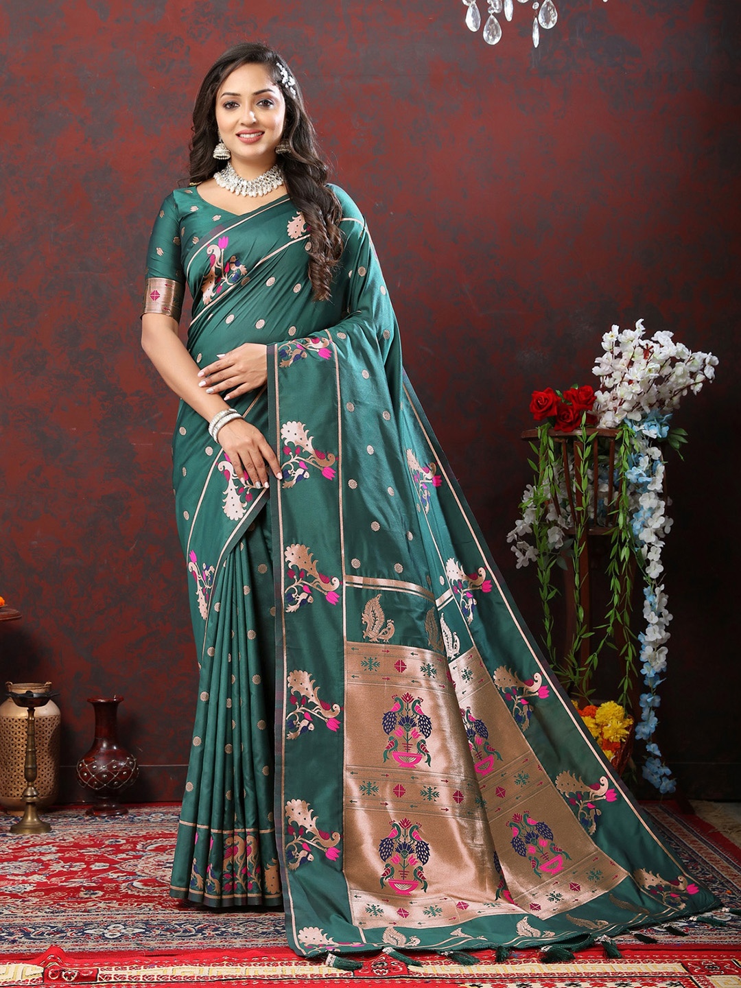 

OFLINE SELECTION Ethnic Motifs Zari Silk Paithani Saree, Green