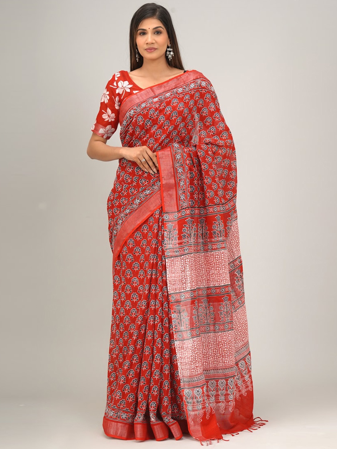 

clothonus Ethnic Motifs Printed Zari Block Print Saree, Red