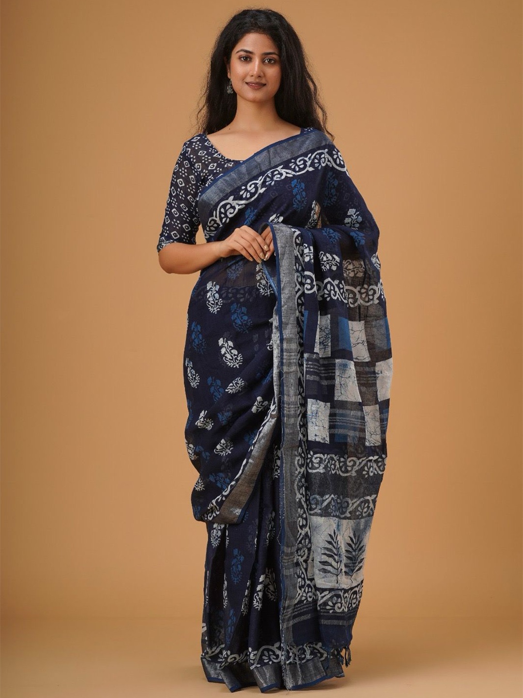 

clothonus Ethnic Motifs Printed Zari Block Print Saree, Blue