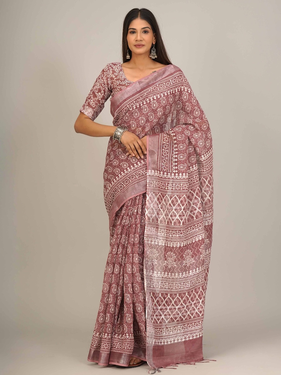 

clothonus Ethnic Motifs Printed Zari Block Print Saree, Purple