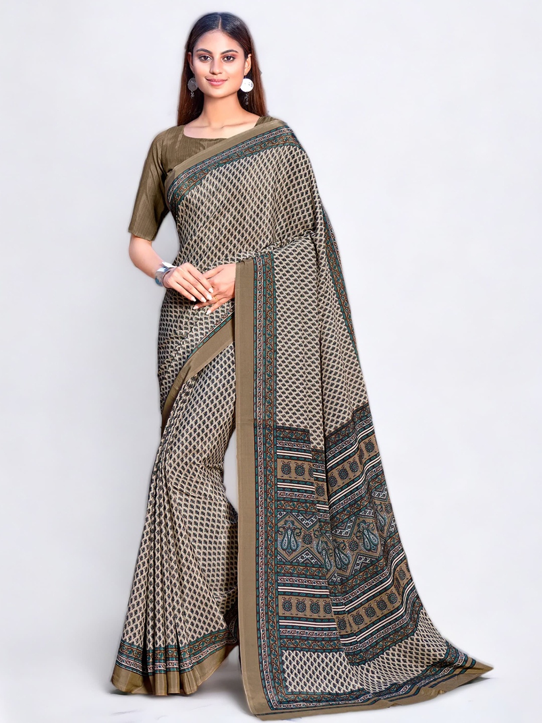 

Vipra Designer Ethnic Motifs Printed Saree, Brown