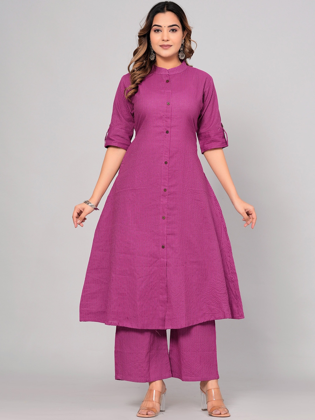 

SIJOPA Thread Work Regular Pure Cotton Kurta With Palazzo, Maroon