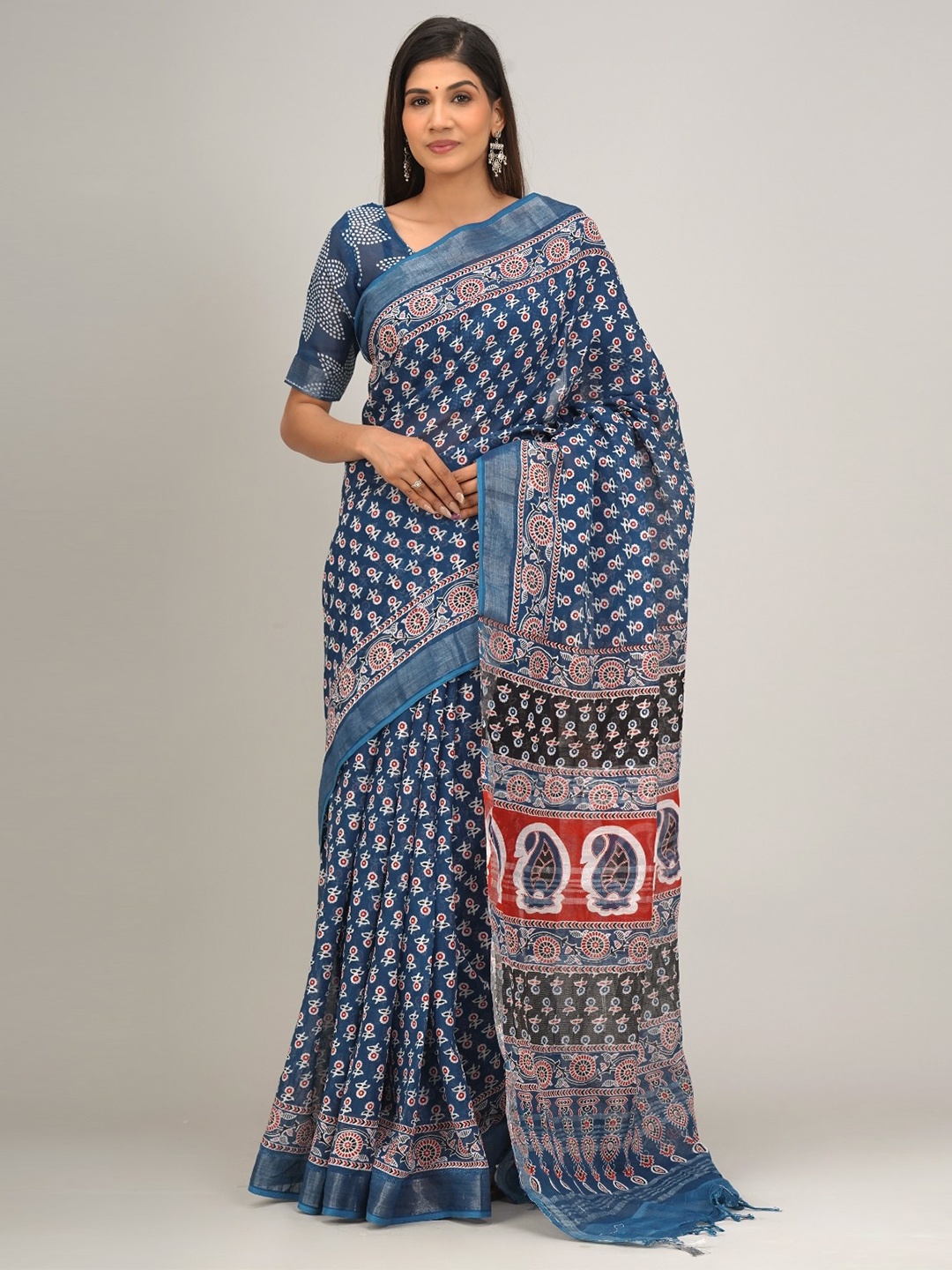 

KIAARON Floral Printed Zari Cotton Ikat Saree, Blue