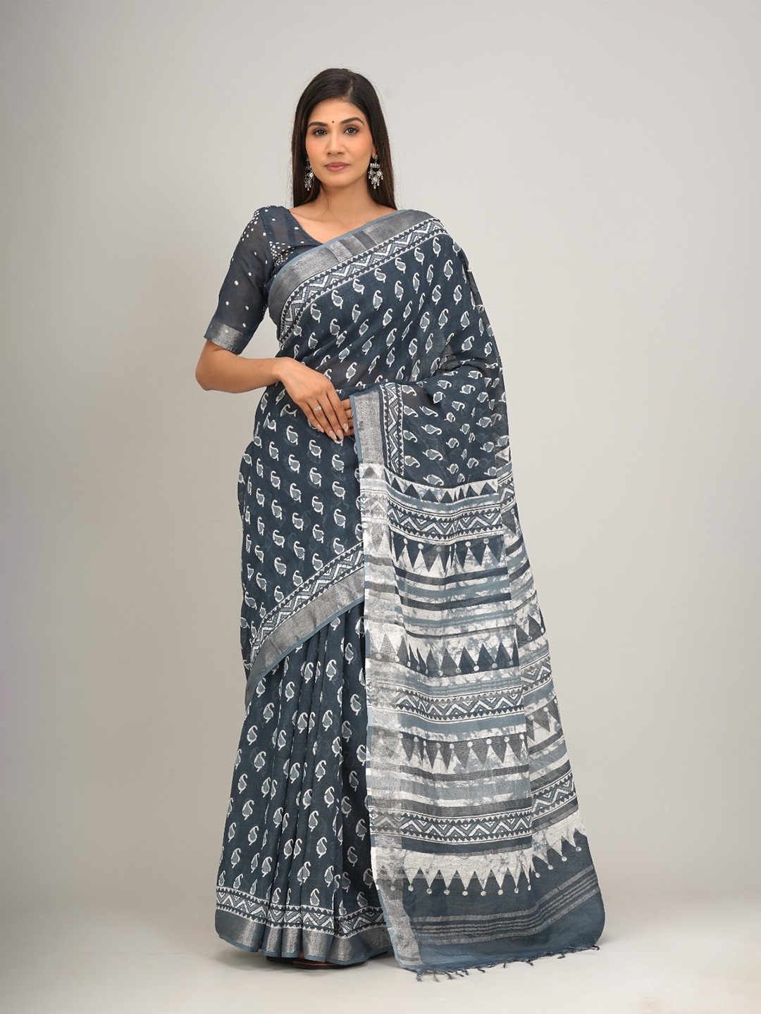 

KIAARON Block Printed Saree, Blue