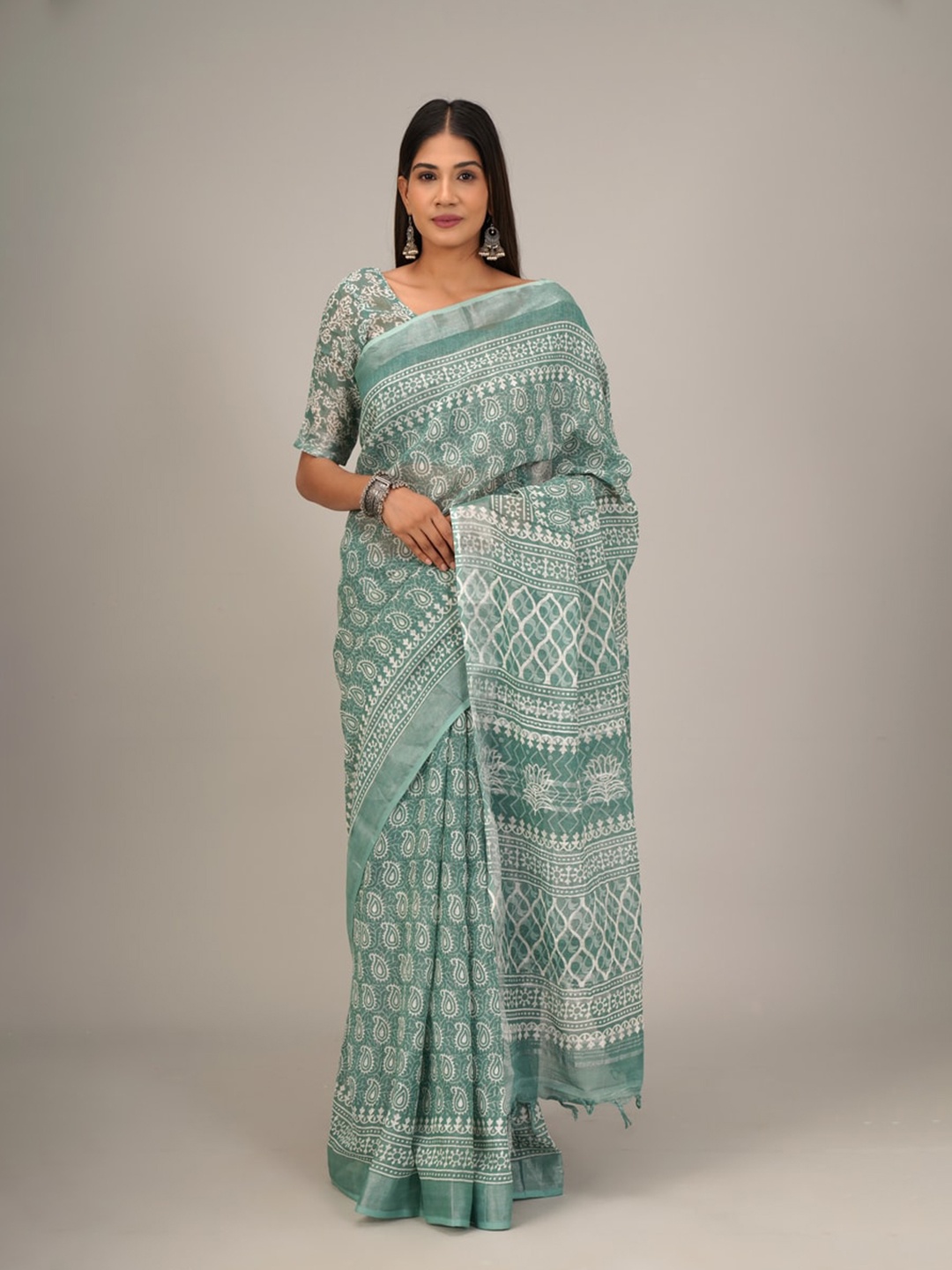 

KIAARON Ethnic Motifs Printed Zari Cotton Ikat Saree, Green