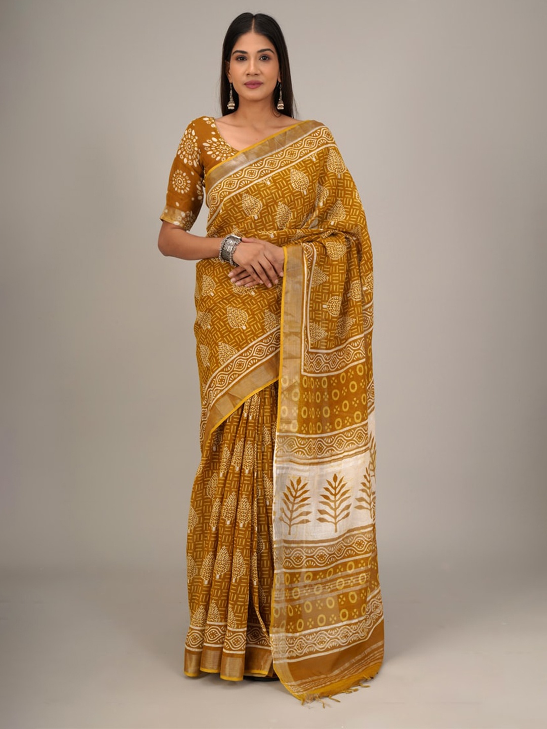 

KIAARON Ethnic Motifs Printed Zari Cotton Saree, Yellow