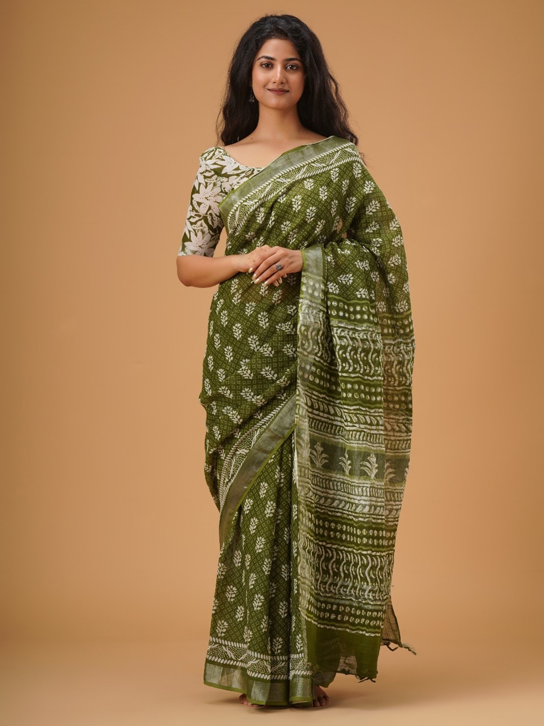 

KIAARON Ethnic Motifs Printed Zari Cotton Ikat Saree, Green