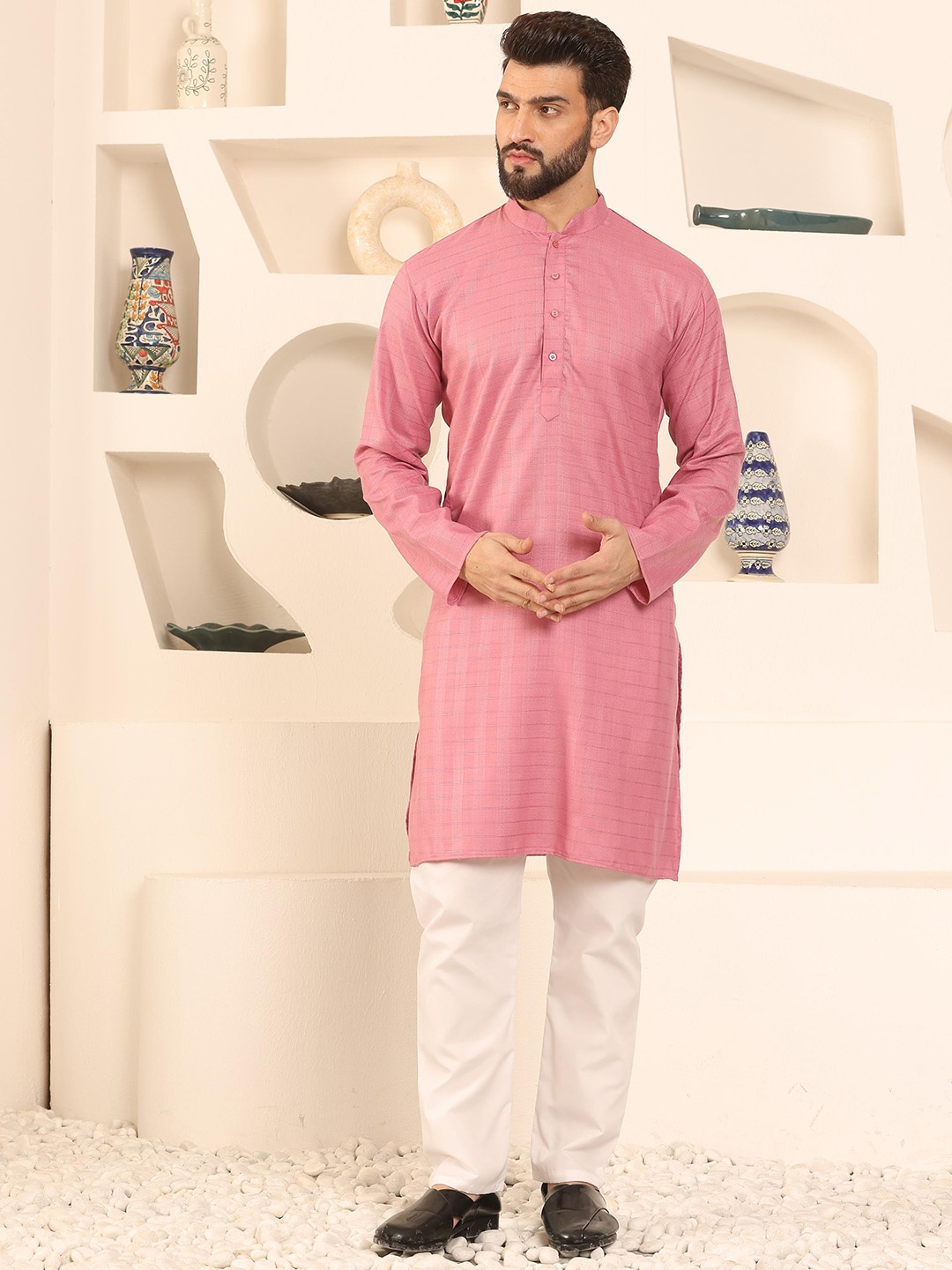 

Armaan Ethnic Regular Mandarin Collar Full Sleeves Pure Cotton Kurta With Pyjamas, Magenta