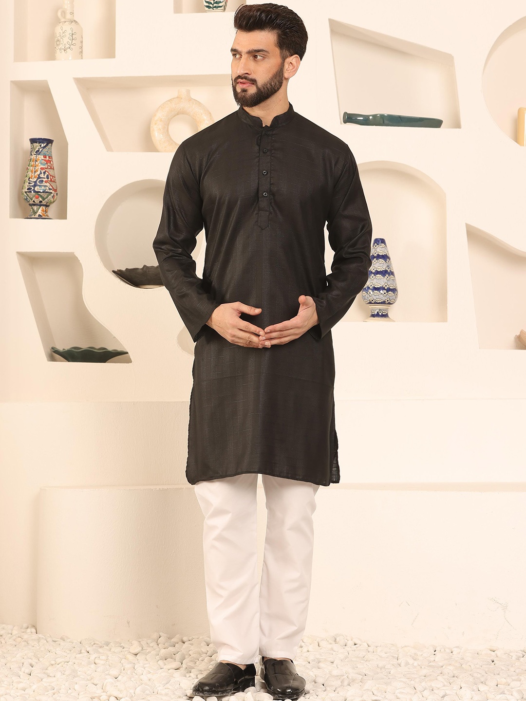 

Armaan Ethnic Regular Mandarin Collar Full Sleeves Pure Cotton Kurta With Pyjamas, Black