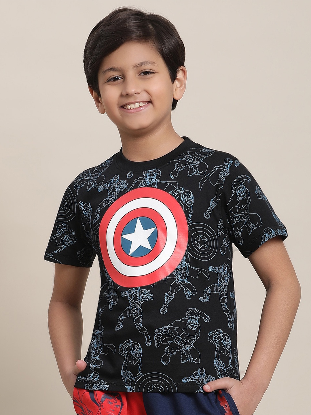 

Kids Ville Boys Captain America Printed Pure Cotton T-Shirt, Black