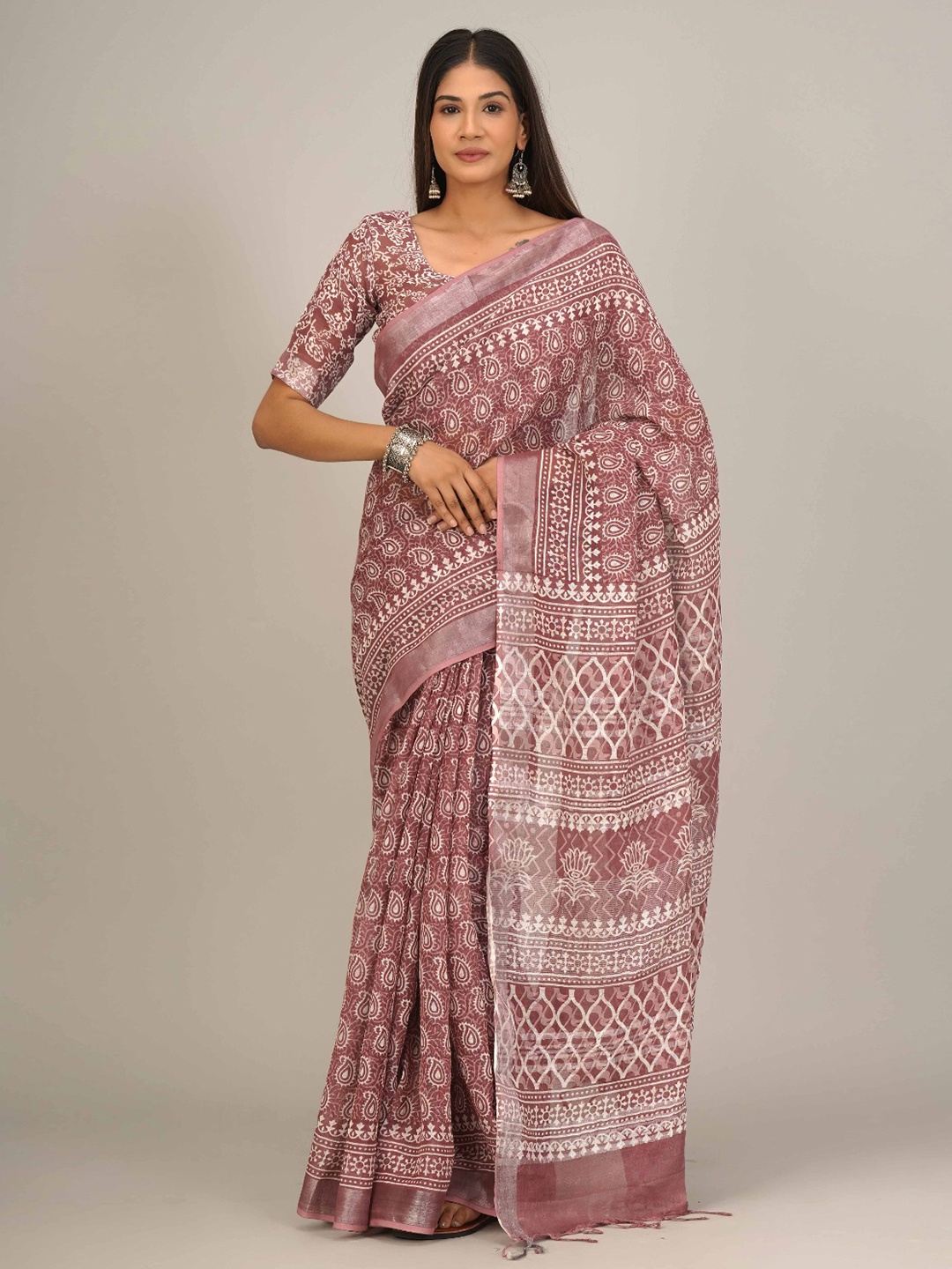 

JALTHER Ethnic Motifs Zari Block Print Saree, Purple