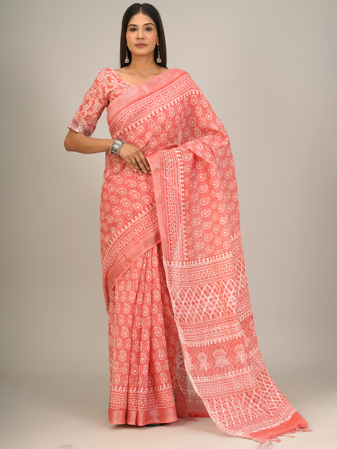 

JALTHER Ethnic Motifs Zari Block Print Saree, Pink