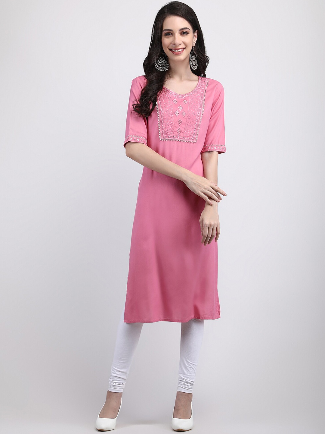 

MALANDRO Thead Work Straight Kurta, Pink